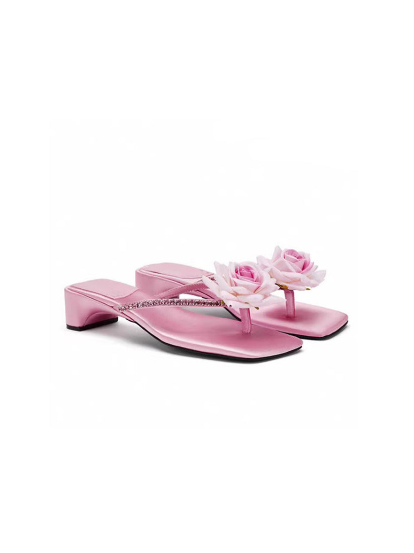 Dixie Floral Sandals in Black