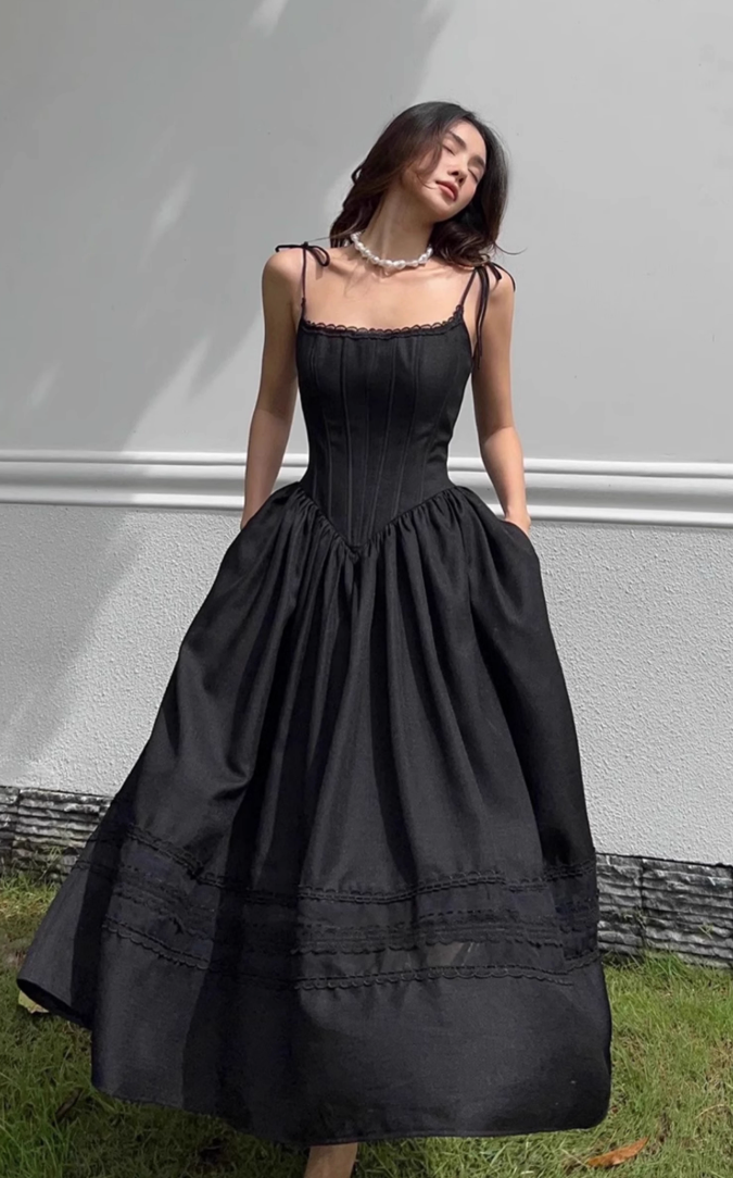 Arin Lace Midi Dress