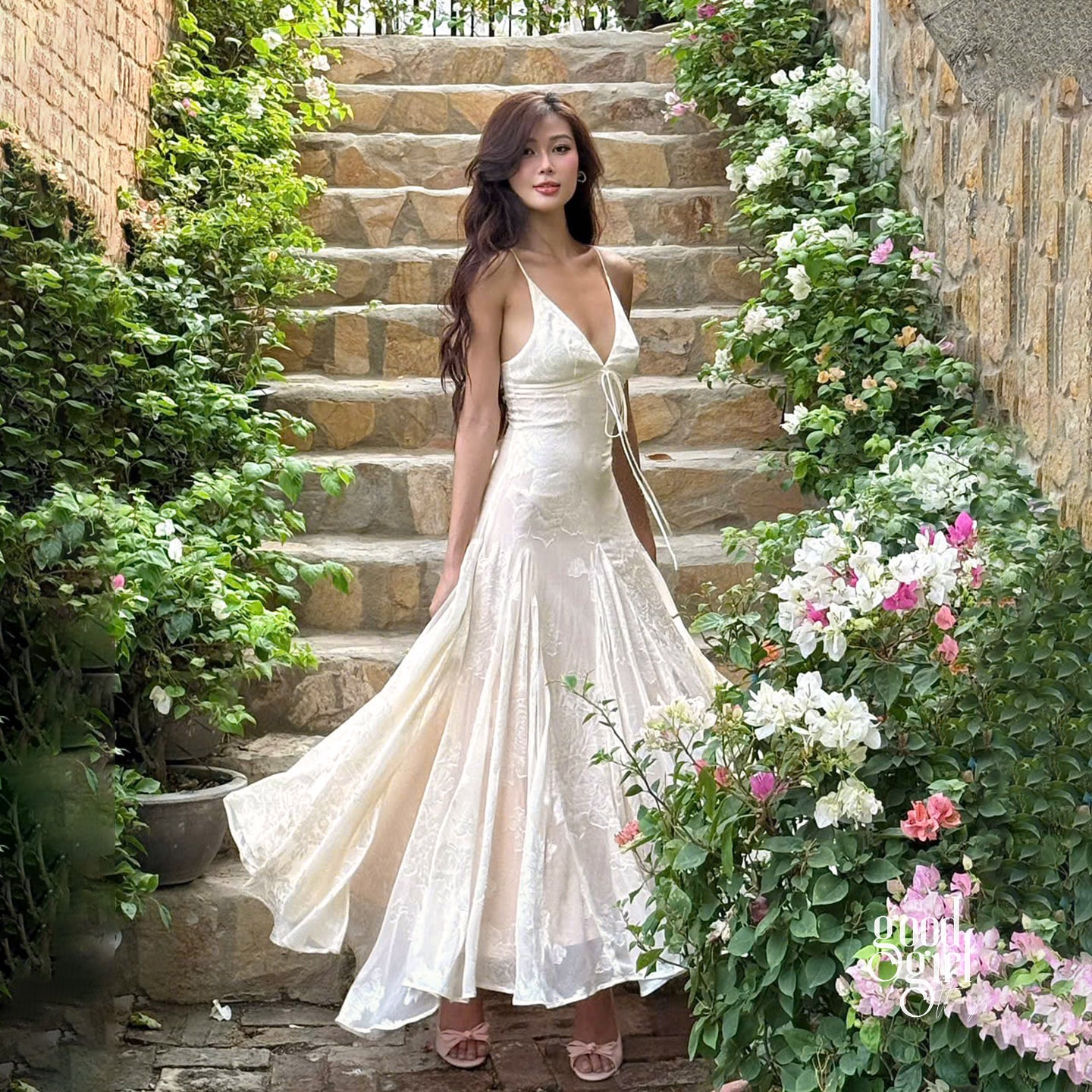 Aine Lace Slip Midi Dress [QLZKMUJ8]