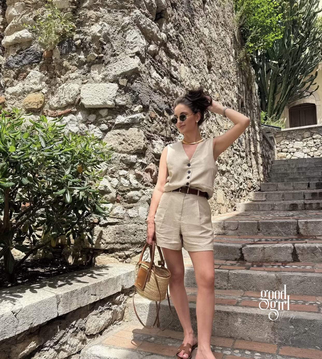 Aniylah V-Neck Short Set [LPEWB505]