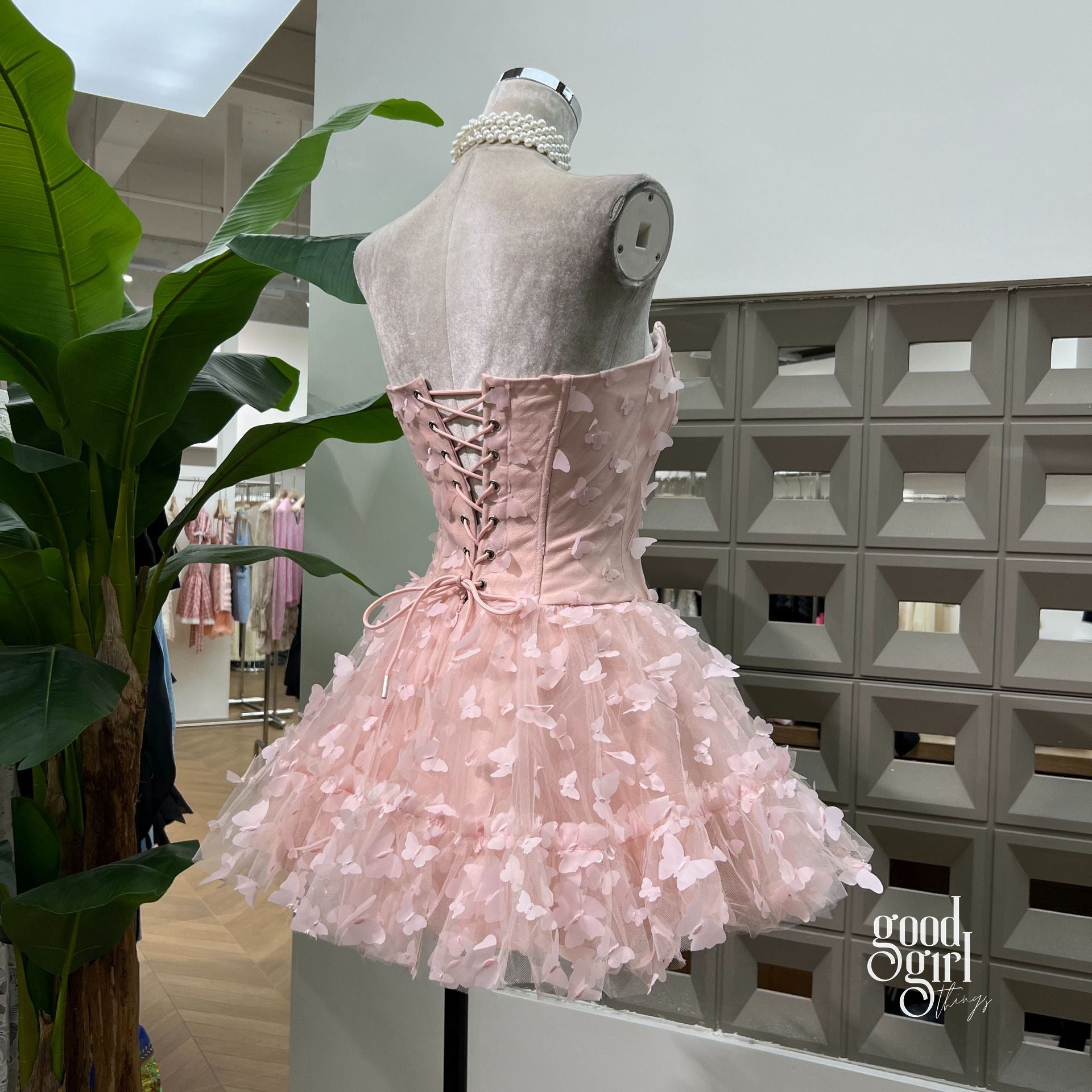 floral applique corset mini dress Jovani -42299 Floral Applique Corset Short Dress 12 / OFFWHITE