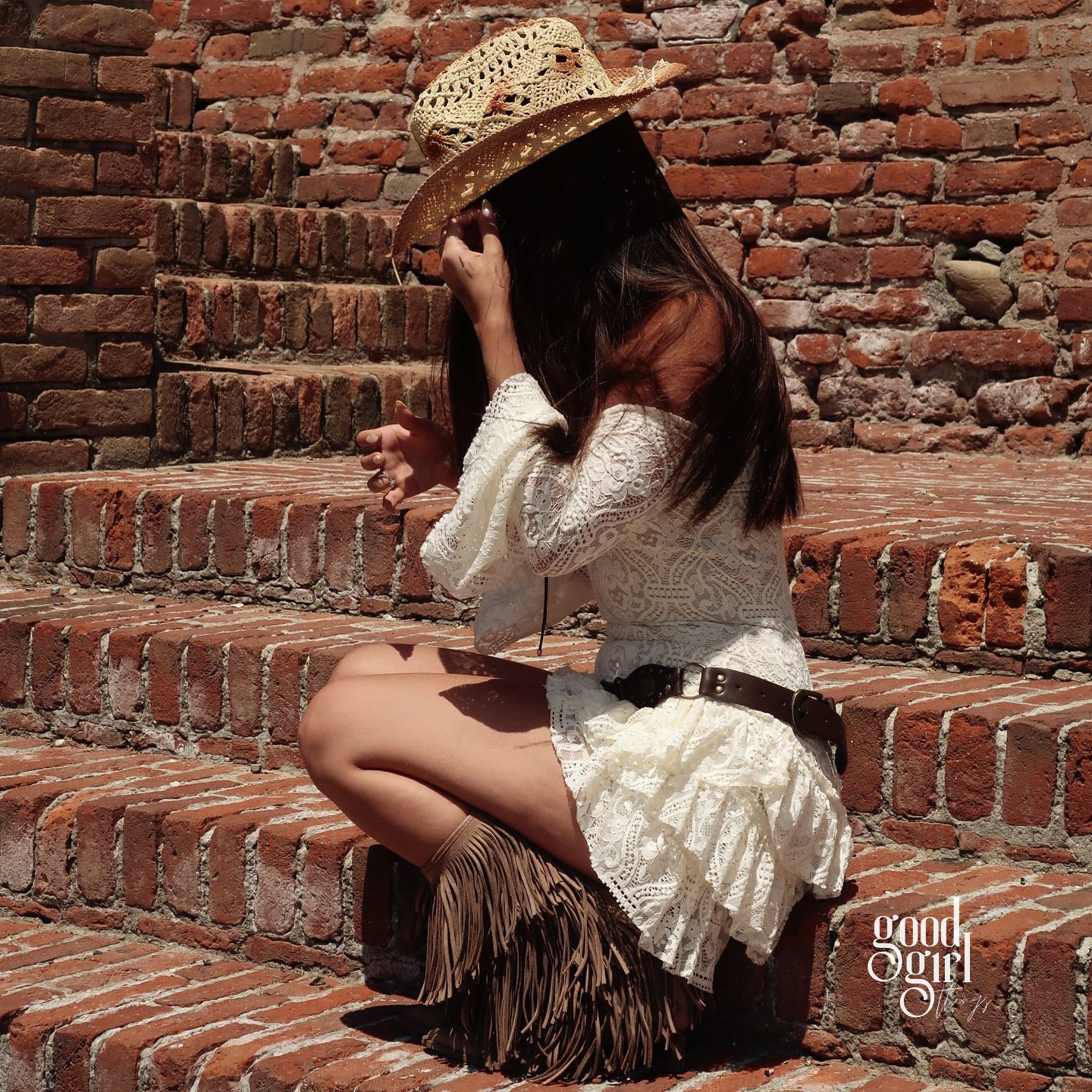 Jadore Off Shoulder Lace Mini Dress [V98VJC6S]