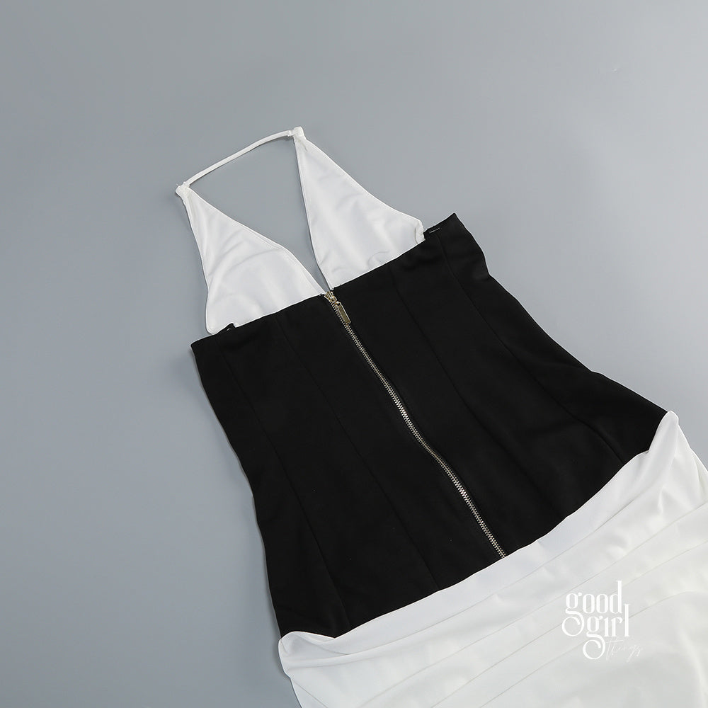 Kambri Halter Cut-Out Maxi Dress [50ULJYS4]