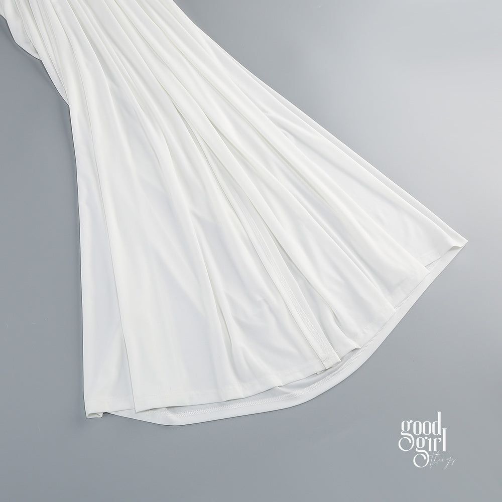 Kambri Halter Cut-Out Maxi Dress [FZH06XCK]