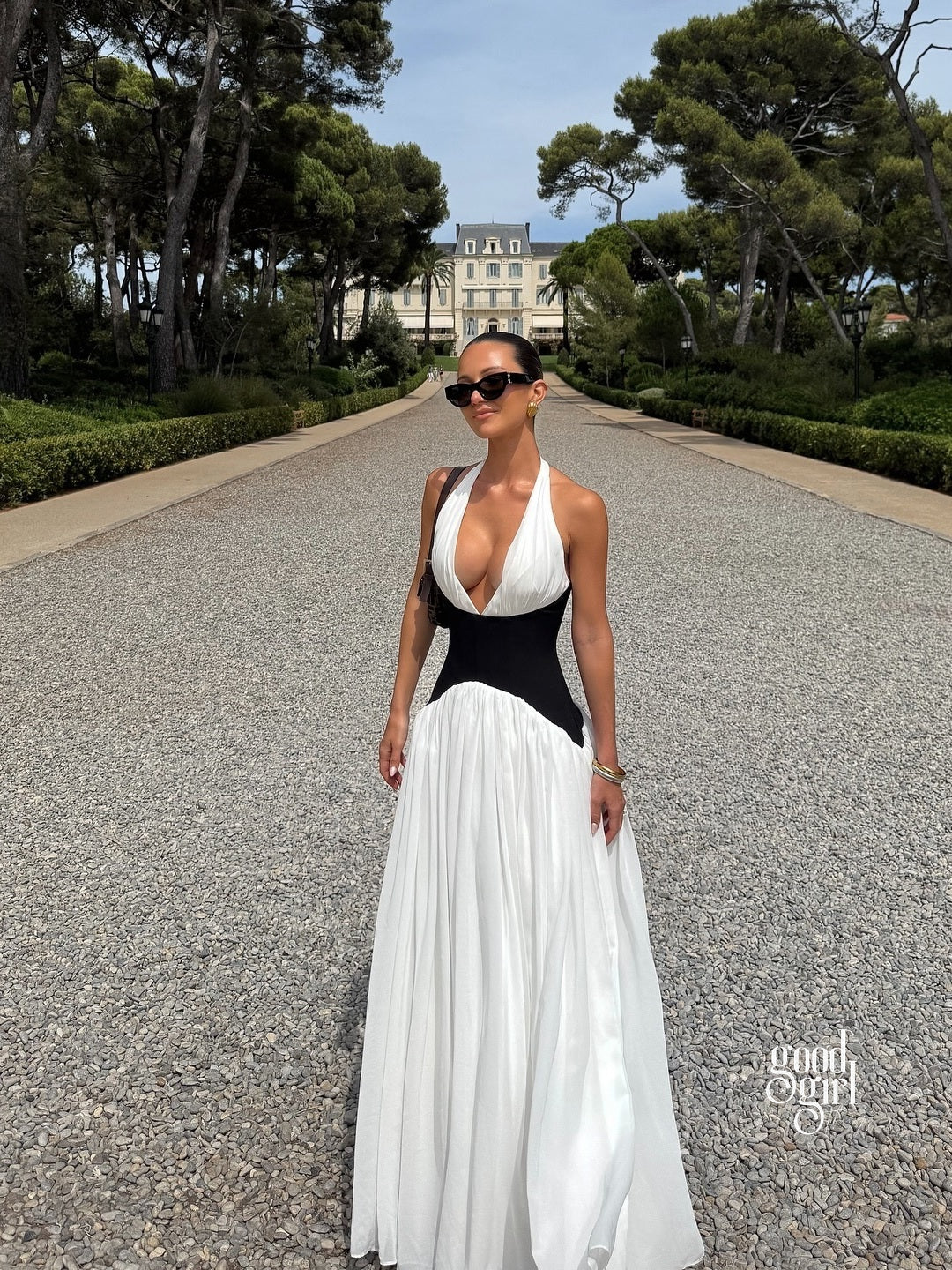 Kambri Halter Cut-Out Maxi Dress [QV8EA13Z]