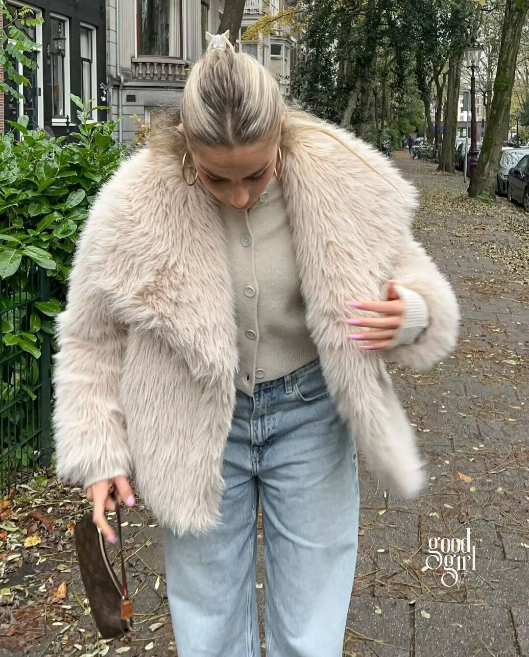 Karra Faux Fur Lapel Jacket [VWO5PKA8]
