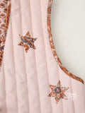 Mana Reversible Quilted Vest [DT321U7V]
