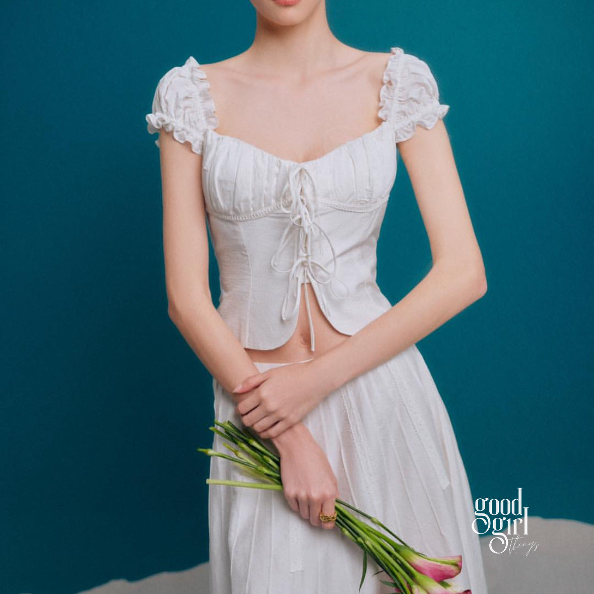 Naidelyn Puff Sleeve Backless Top [RGKD75FF]