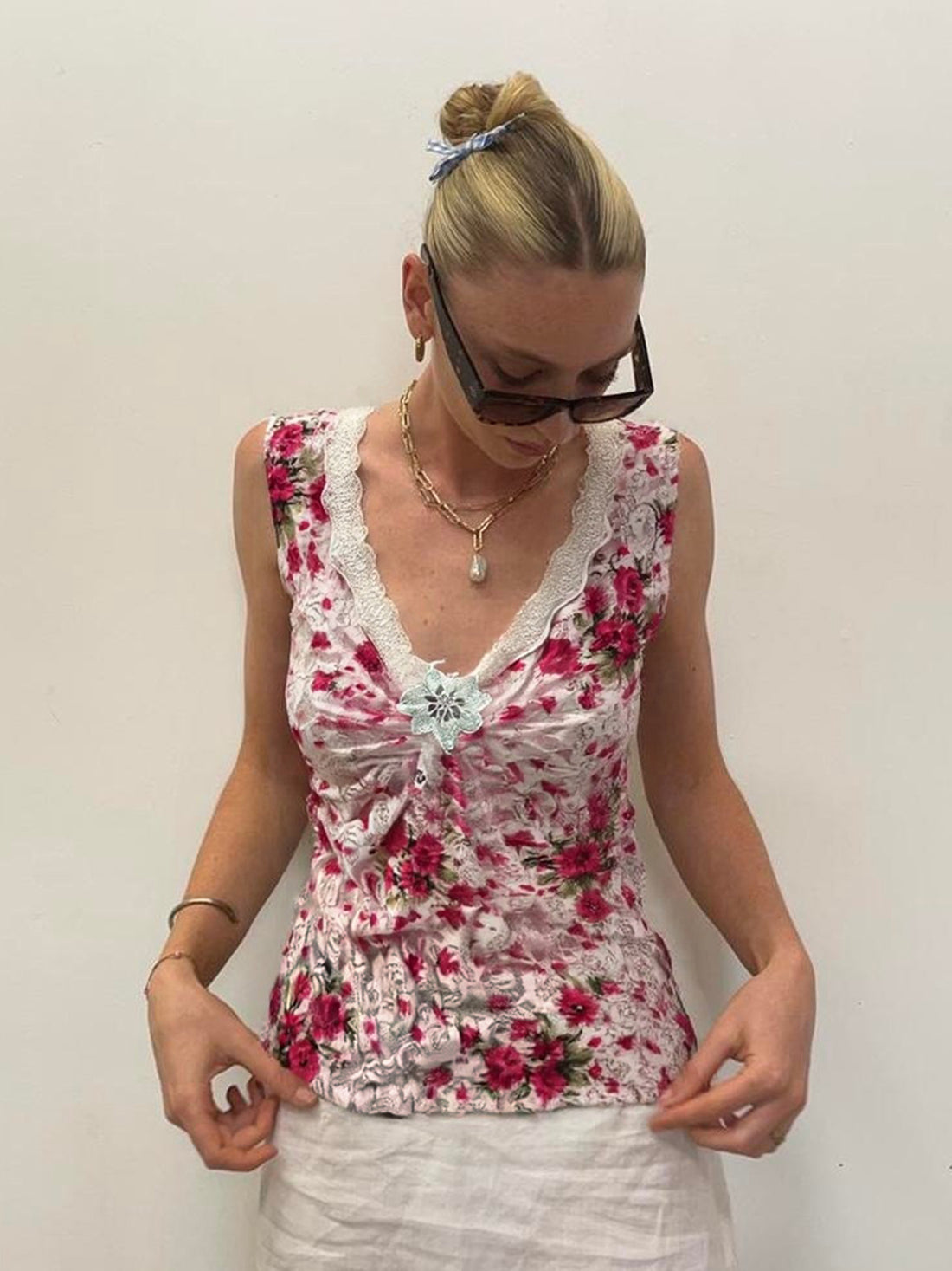 Naya Floral Lace Vest Top [3YW4COSO]