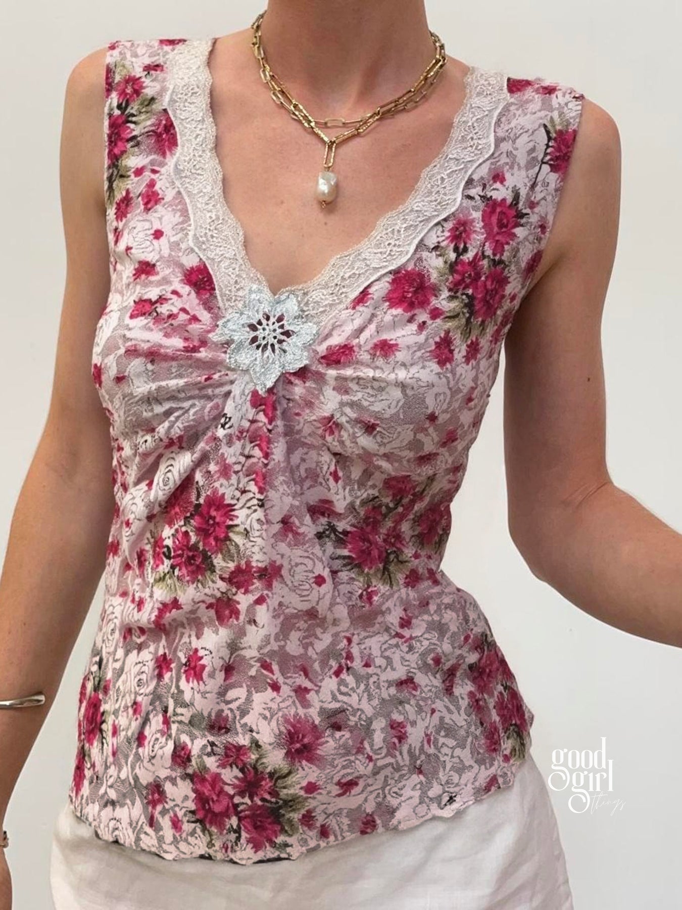Naya Floral Lace Vest Top [RDKTZ67S]