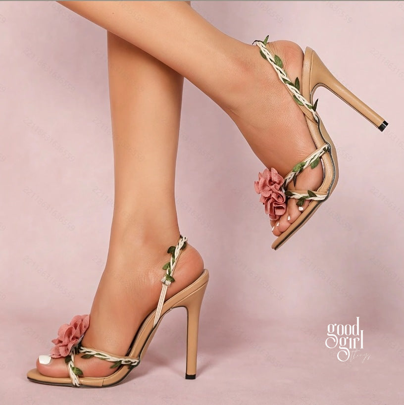 Phoebe Floral Vine Sandals [U6PYW0X3]
