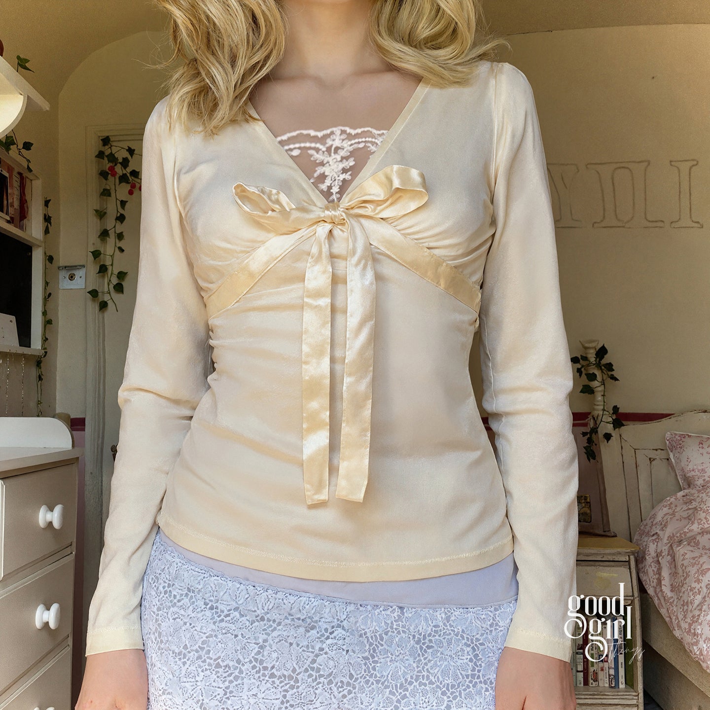 Ryleigh Bowknot Lace Top [8JMQ5MWD]