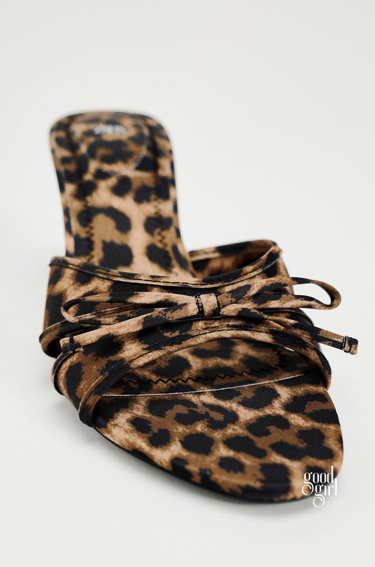 Satin Bow Pointed Toe Mules [3WLHD145]