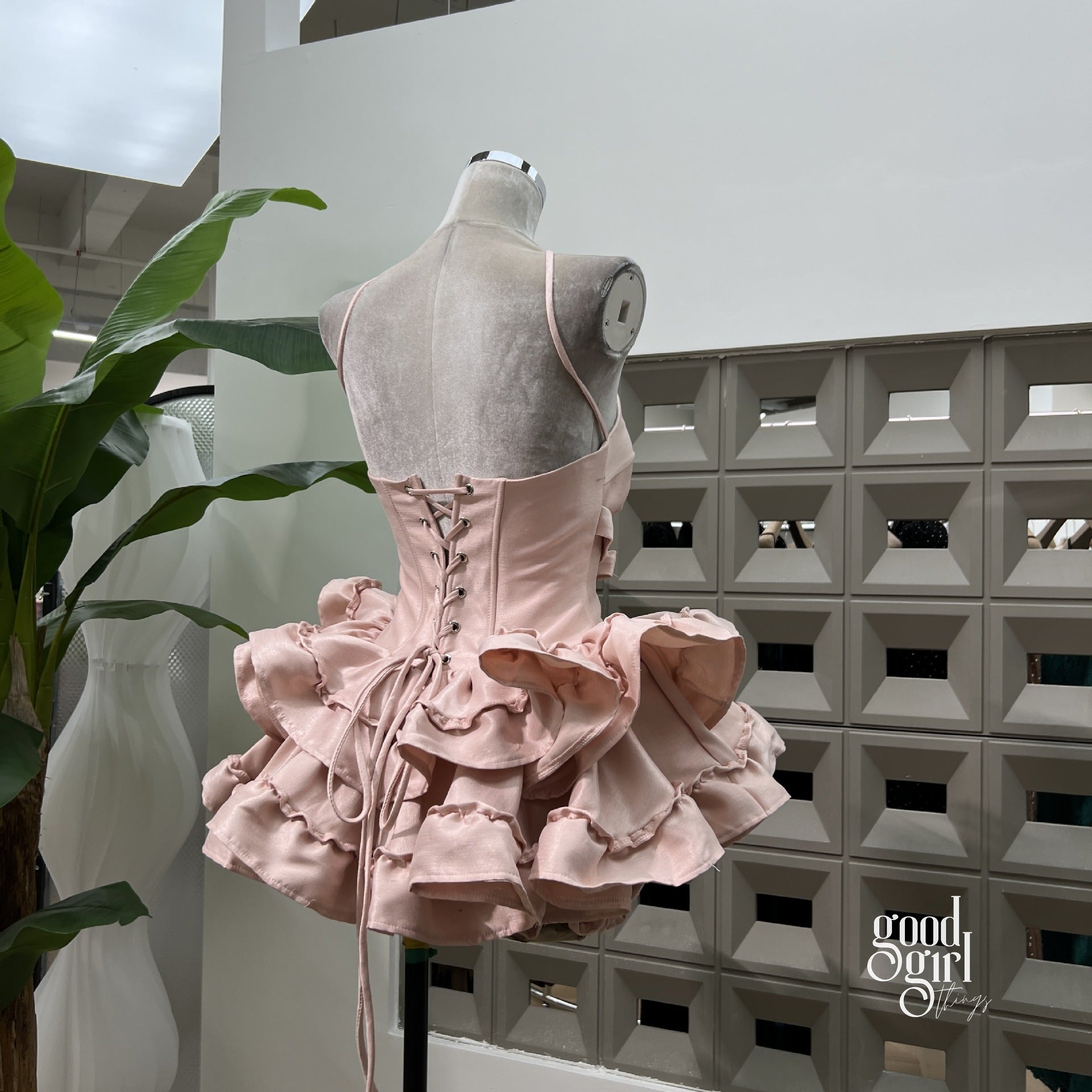 Tiered Halter Skirt Set [2H0Y1OA2]