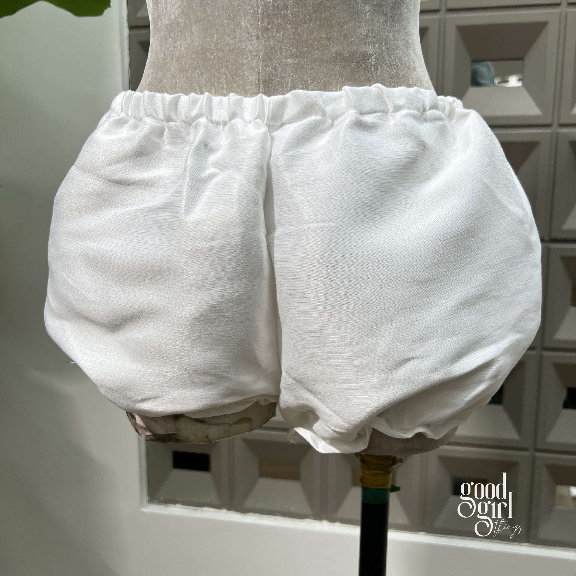 Tiered Halter Skirt Set [MS1WDA5F]