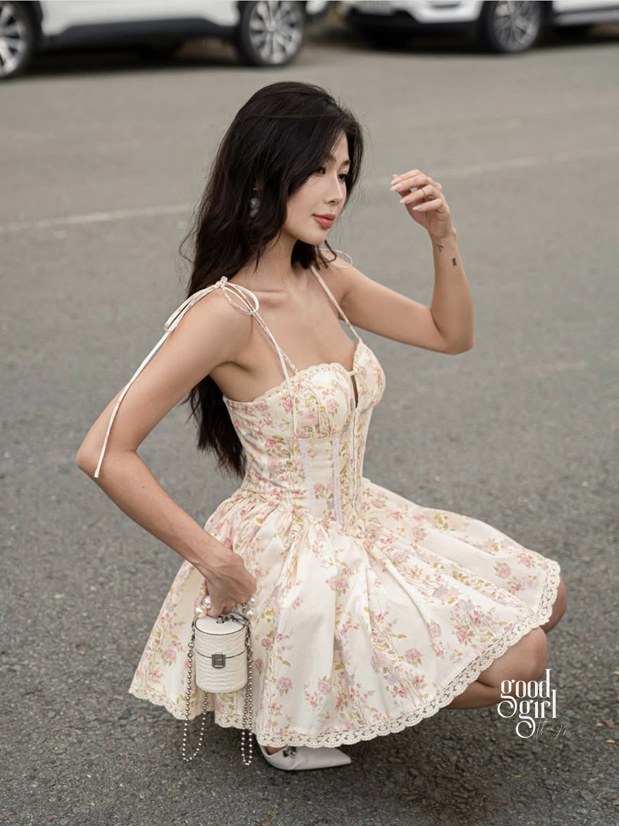Trista Rose Lace Mini Dress [JBMYFQ9X]